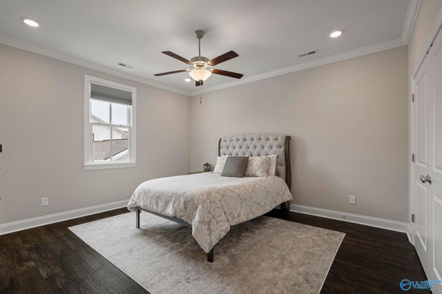 34 Pine Street NW, Huntsville, AL 35806