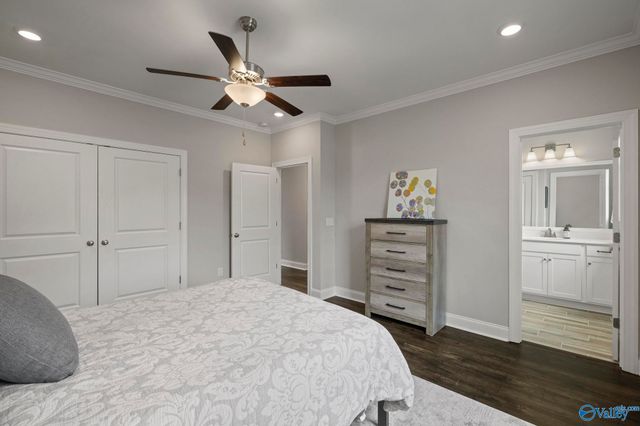 34 Pine Street NW, Huntsville, AL 35806