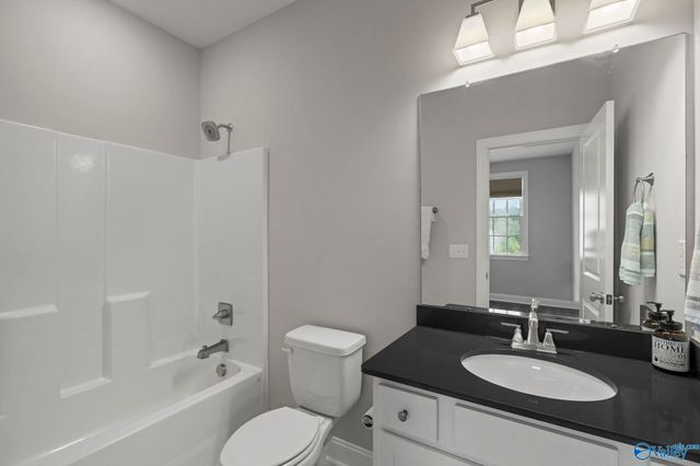 34 Pine Street NW, Huntsville, AL 35806