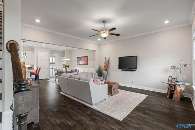 34 Pine Street NW, Huntsville, AL 35806