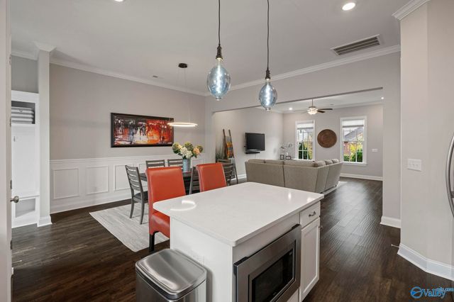 34 Pine Street NW, Huntsville, AL 35806