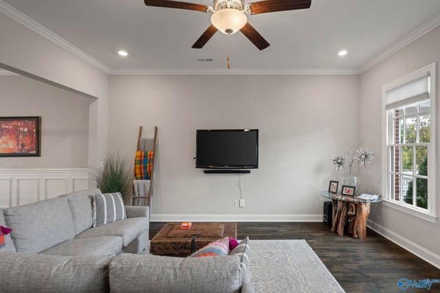 34 Pine Street NW, Huntsville, AL 35806