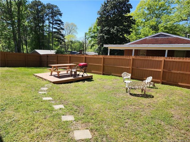 212 Daisy Street, Sanford, NC 27330