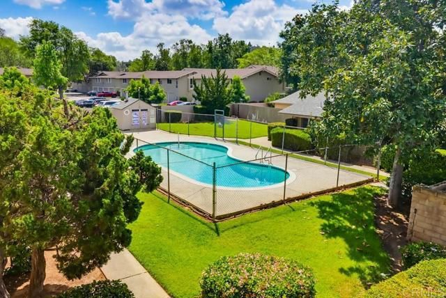 895 Jamacha Road, El Cajon, CA 92019