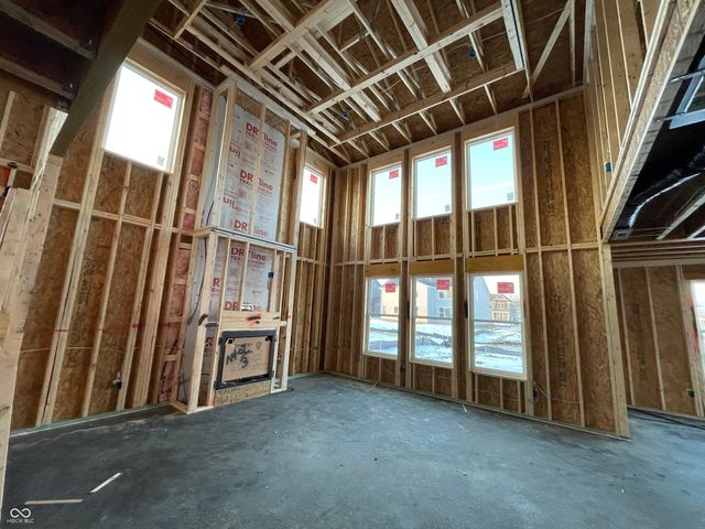 10340 Sand Mill Land, Indianapolis, IN 46239