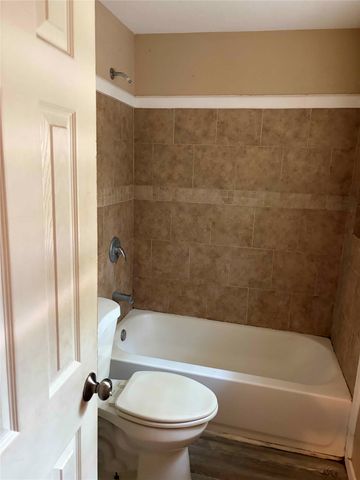 701 W Colorado Street, Groesbeck, TX 76642