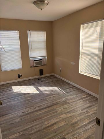701 W Colorado Street, Groesbeck, TX 76642
