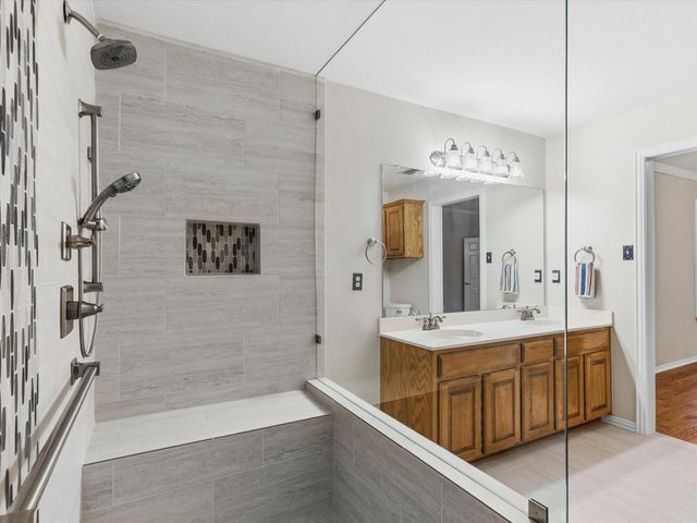 5602 Bright Star Trail, Arlington, TX 76017