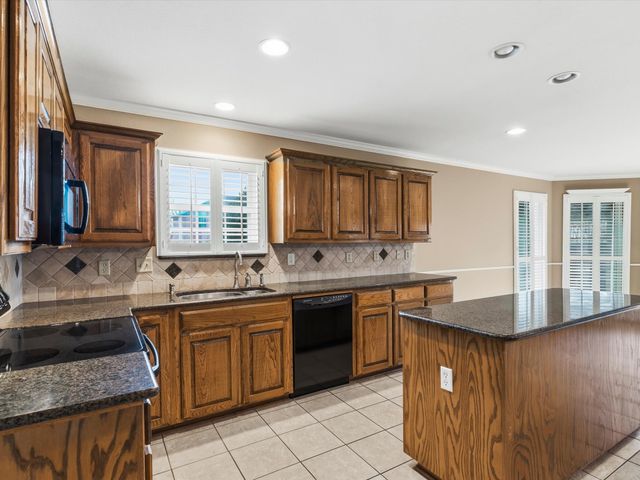 5602 Bright Star Trail, Arlington, TX 76017