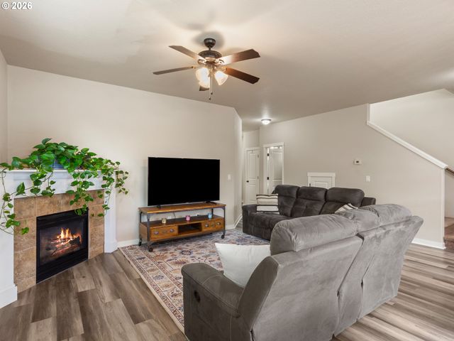 4072 P St, Washougal, WA 98671