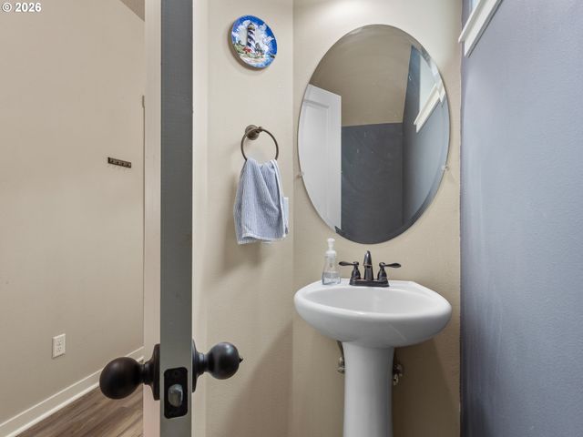 4072 P St, Washougal, WA 98671