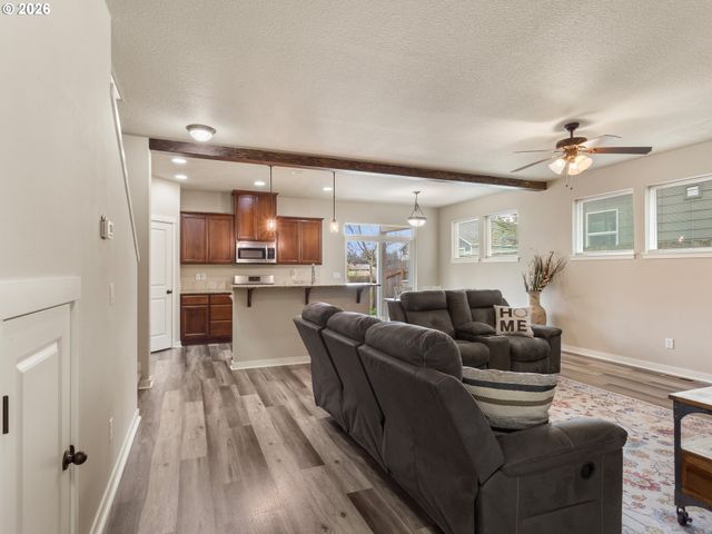 4072 P St, Washougal, WA 98671