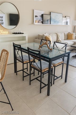 9377 Pocida CT 204, Naples, FL 34119