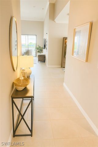 9377 Pocida CT 204, Naples, FL 34119