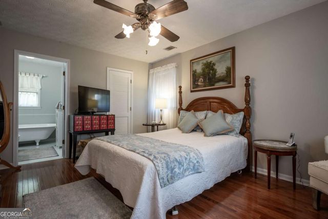 1181 Pete Dickens Road, Bogart, GA 30622