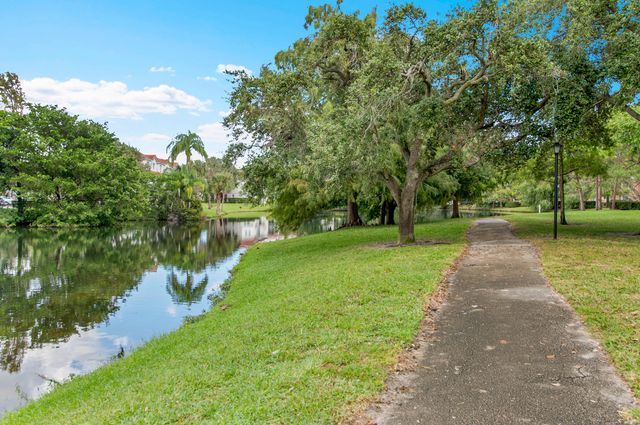 1275 Crystal Way K, Delray Beach, FL 33444