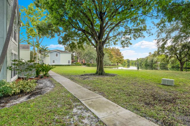 1275 Crystal Way K, Delray Beach, FL 33444