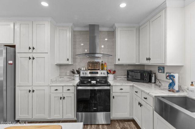 2192 W Tanglewood Drive SW, Supply, NC 28462