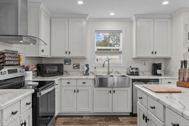 2192 W Tanglewood Drive SW, Supply, NC 28462