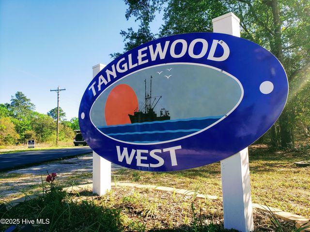 2192 W Tanglewood Drive SW, Supply, NC 28462