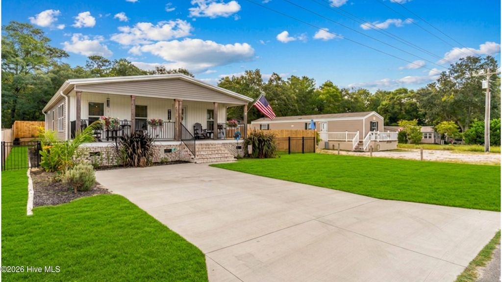 2192 W Tanglewood Drive SW, Supply, NC 28462