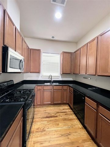 1126 Bonner Street, Houston, TX 77007