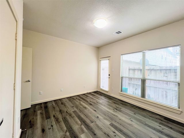 1126 Bonner Street, Houston, TX 77007