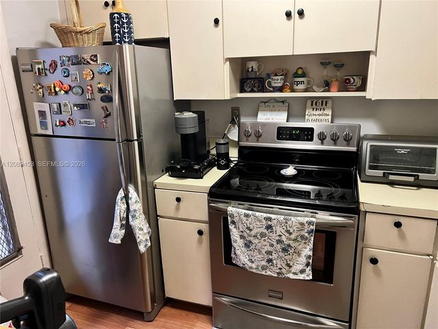 5501 SW 77th Court 102C, Miami, FL 33155