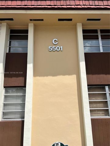 5501 SW 77th Court 102C, Miami, FL 33155