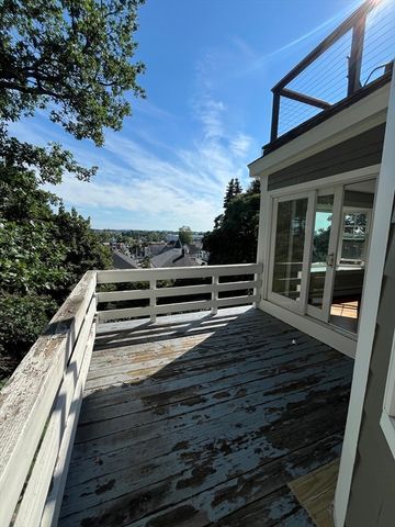 69 Summit Ave 2, Winthrop, MA 02152