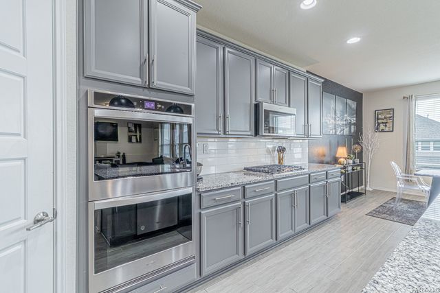 2102 Dalhart, San Antonio, TX 78253