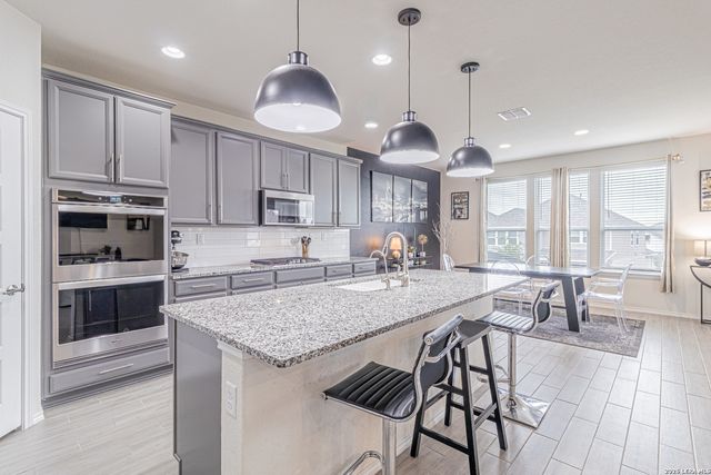 2102 Dalhart, San Antonio, TX 78253