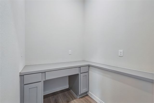 2711 Woodbrook Drive, Sherman, TX 75092