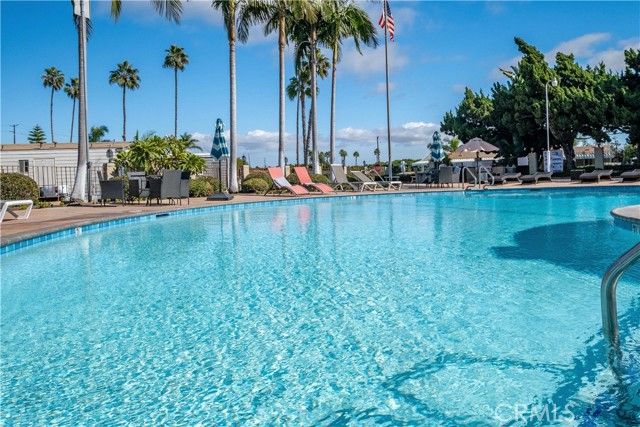 2550 Pacific Coast Highway 224, Torrance, CA 90505