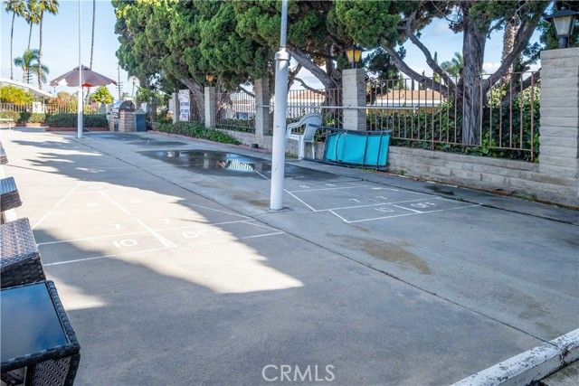 2550 Pacific Coast Highway 224, Torrance, CA 90505