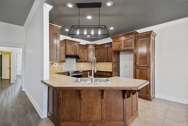 1250 Edge Valley Drive, Conway, AR 72032