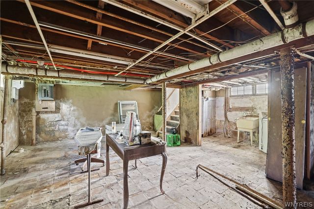328 Highgate Avenue, Buffalo, NY 14215