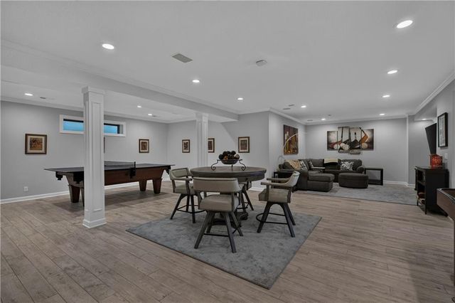 5248 W 115TH Terrace, Leawood, KS 66211