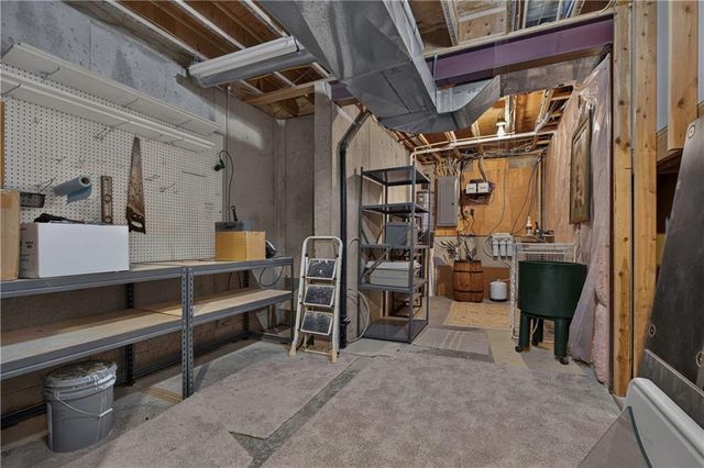 5248 W 115TH Terrace, Leawood, KS 66211