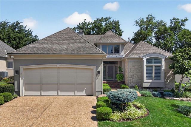 5248 W 115TH Terrace, Leawood, KS 66211