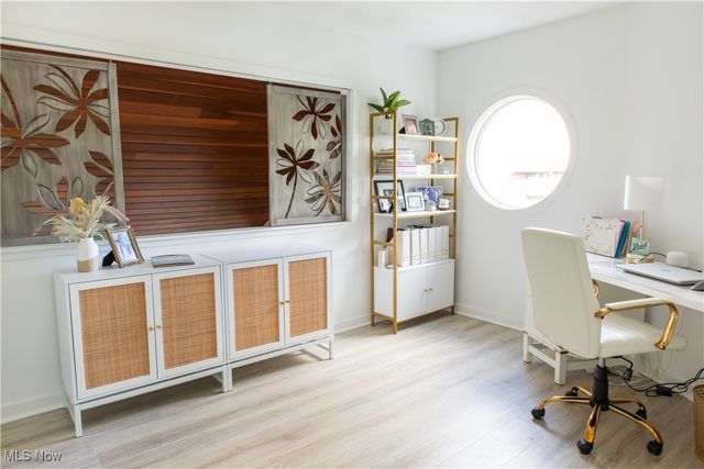 30907 Arlington Circle, Bay Village, OH 44140