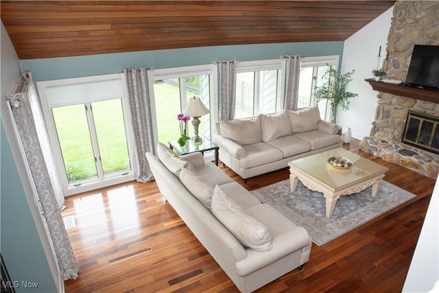 30907 Arlington Circle, Bay Village, OH 44140