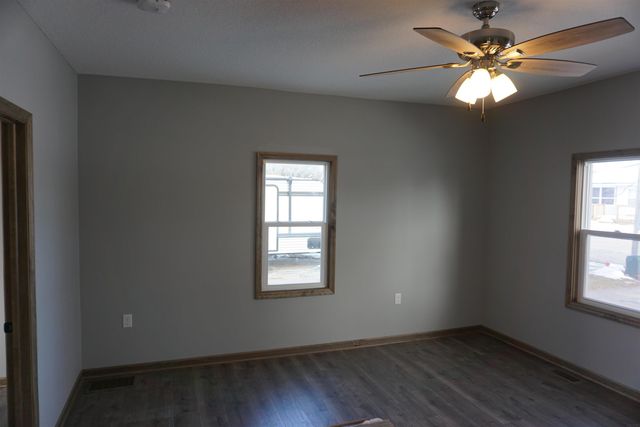709 S Madison Street, Wellsburg, IA 50680