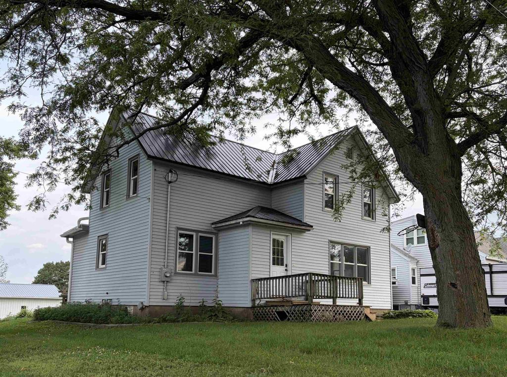 709 S Madison Street, Wellsburg, IA 50680
