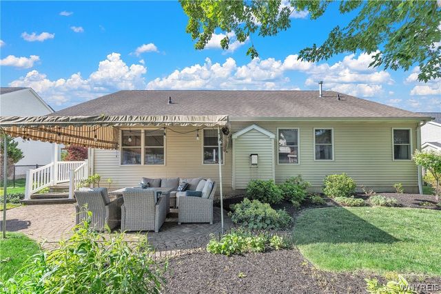 3667 Spice Creek, Wheatfield, NY 14120