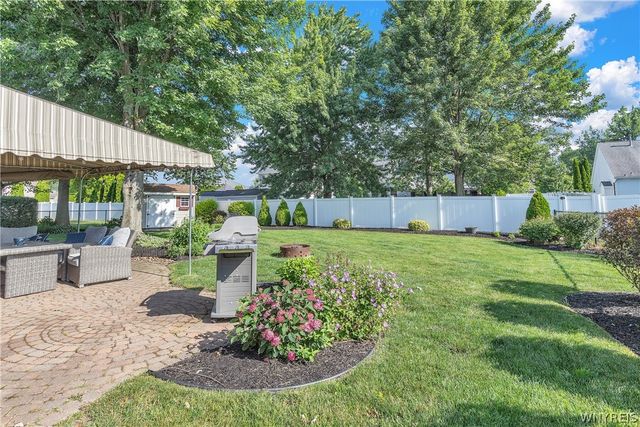 3667 Spice Creek, Wheatfield, NY 14120