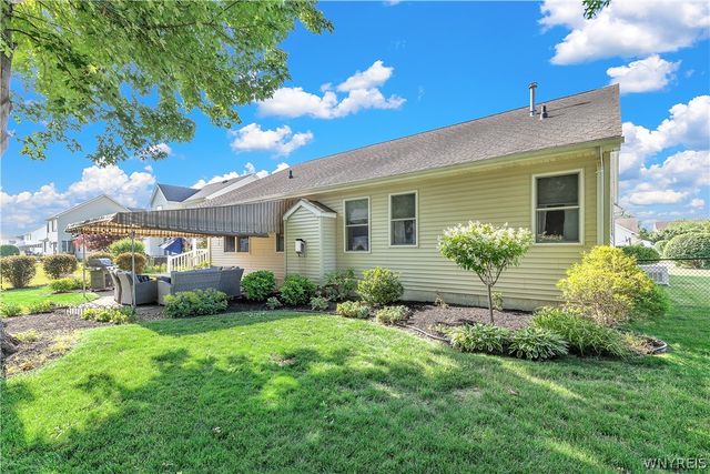 3667 Spice Creek, Wheatfield, NY 14120