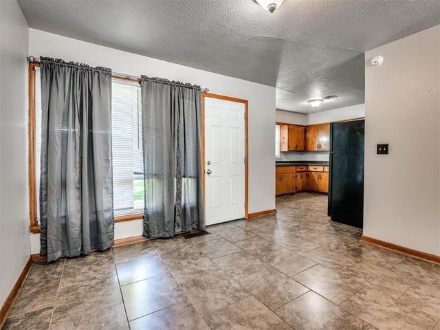 1800 Melrose Drive, Norman, OK 73069