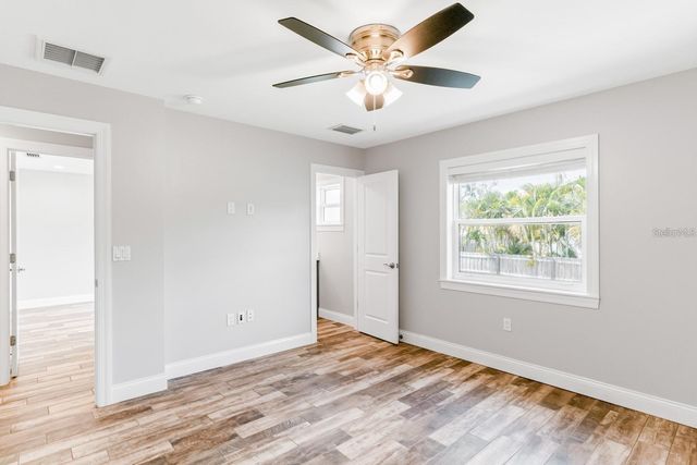 3792 ARKANSAS AVENUE NE, St Petersburg, FL 33703