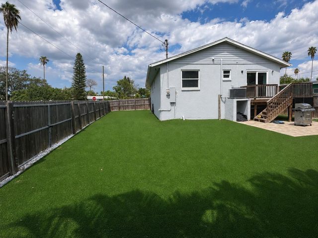 3792 ARKANSAS AVENUE NE, St Petersburg, FL 33703